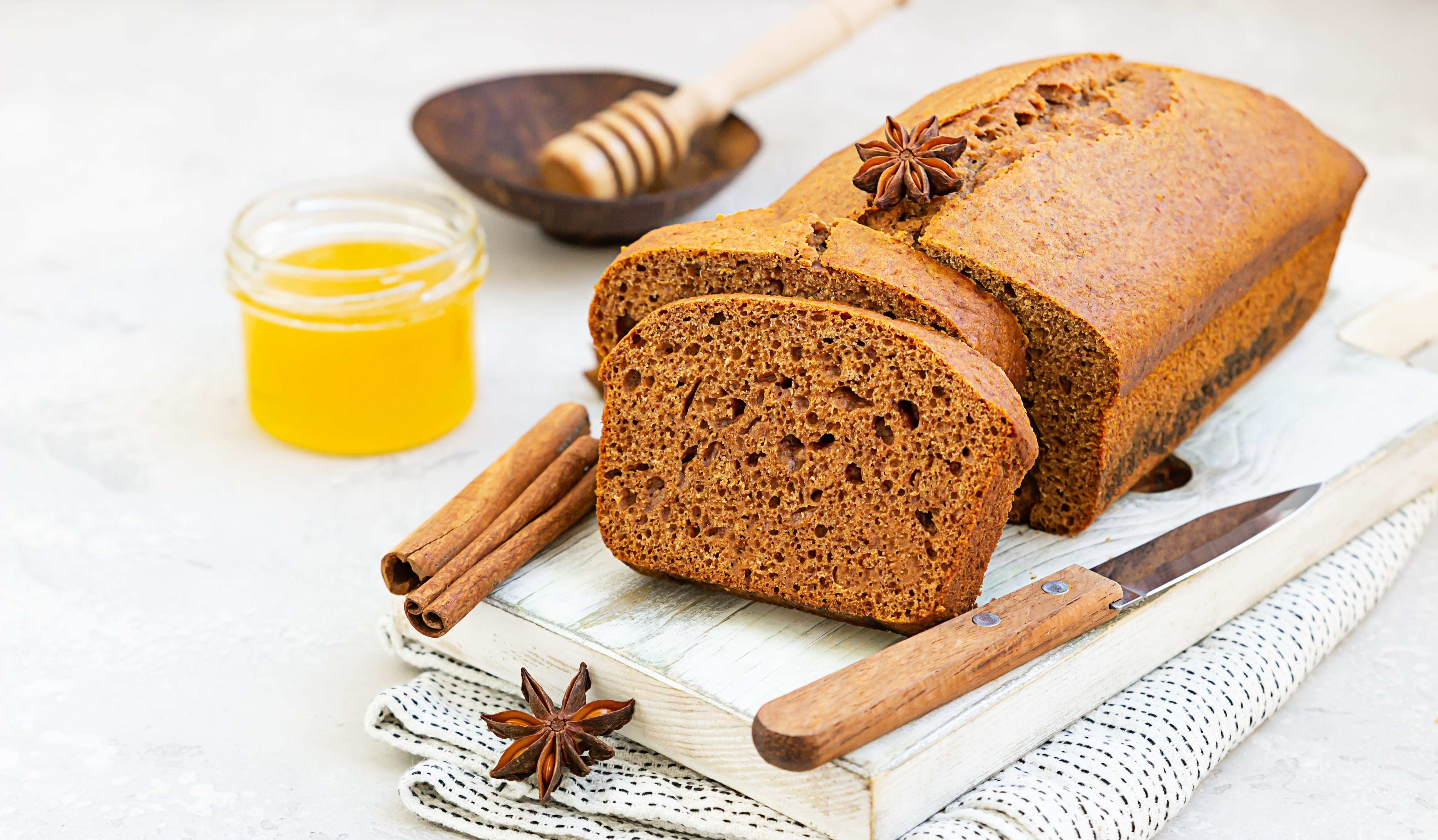 Delightfully Simple Honey Cake