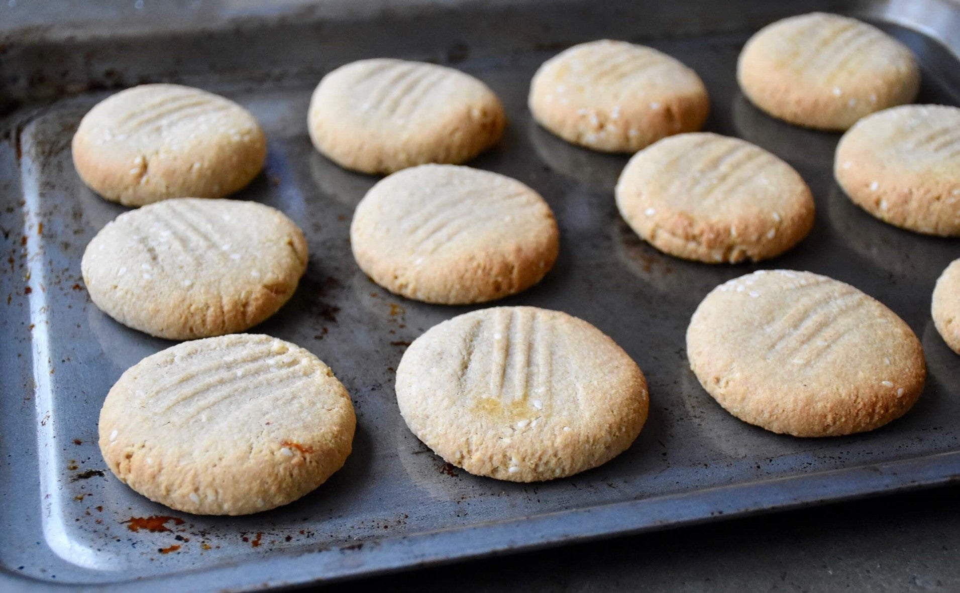 Cookies recipe with raw honey and almond