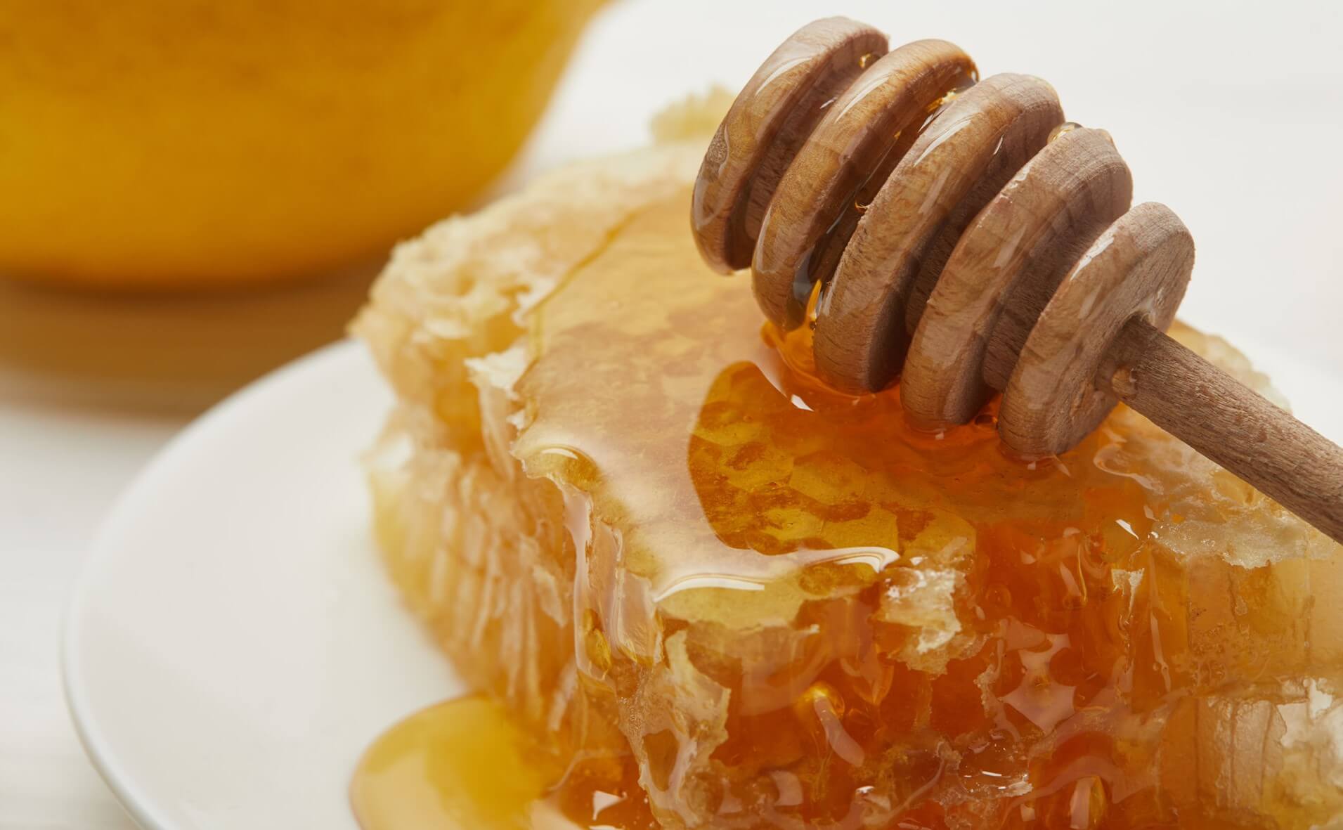 What is raw honey