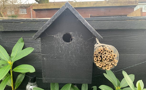 how to make a bee hotel